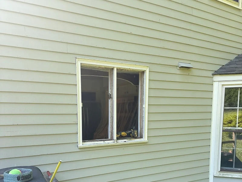 Window Solutions Plus certified installer installing Andersen 400 Series windows in Southport,CT